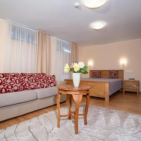 Gasthof Uzkanaves 15