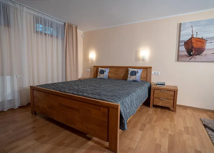 Affittacamere Uzkanaves 15 3*