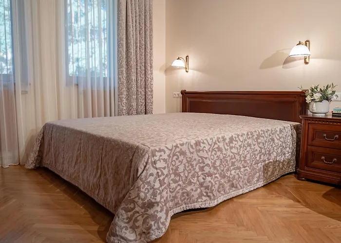 Affittacamere Uzkanaves 15 3*